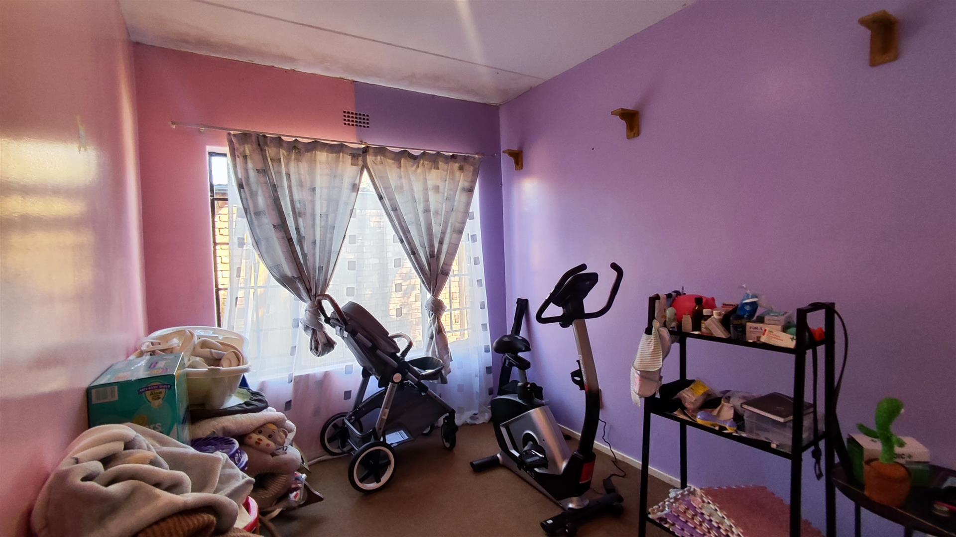 Bed Room 2 - 12 square meters of property in Rand Collieries Sh