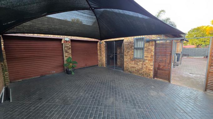 3 Bedroom House for Sale For Sale in Doornpoort - MR684922