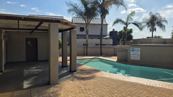 3 Bedroom Sectional Title for Sale For Sale in Magalieskruin - MR684931