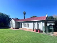  of property in Magalieskruin
