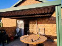  of property in Rooihuiskraal North
