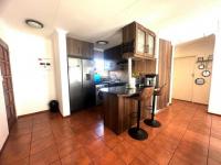  of property in Die Hoewes