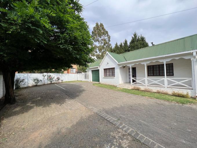 4 Bedroom Sectional Title for Sale For Sale in Harrismith - MR684985