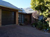  of property in Glenvista
