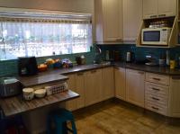  of property in Glenvista
