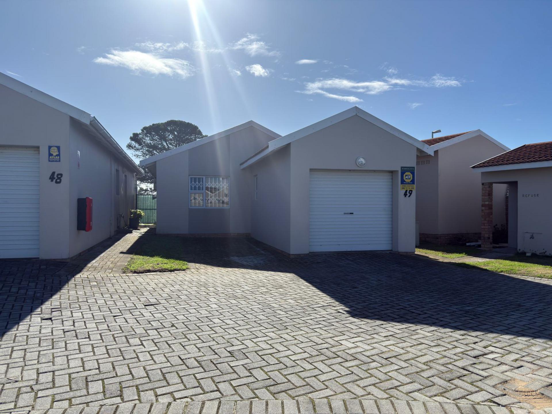 Front View of property in Fairview - PE