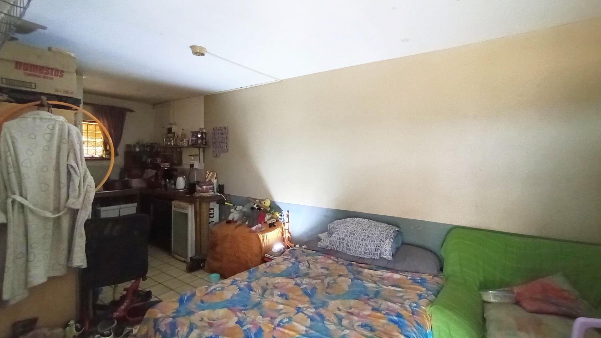 Flatlet - 53 square meters of property in Grosvenor