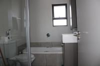 Bathroom 1 of property in Broadacres