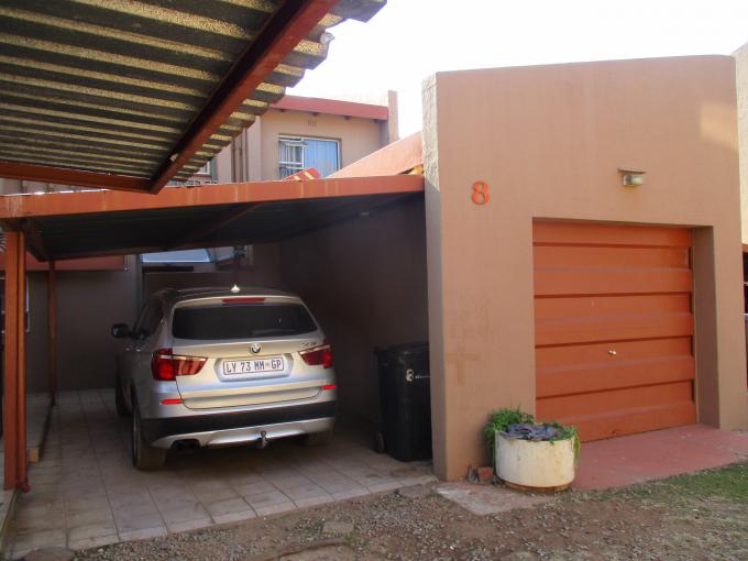 3 Bedroom Duet for Sale and to Rent For Sale in Birch Acres - MR685034