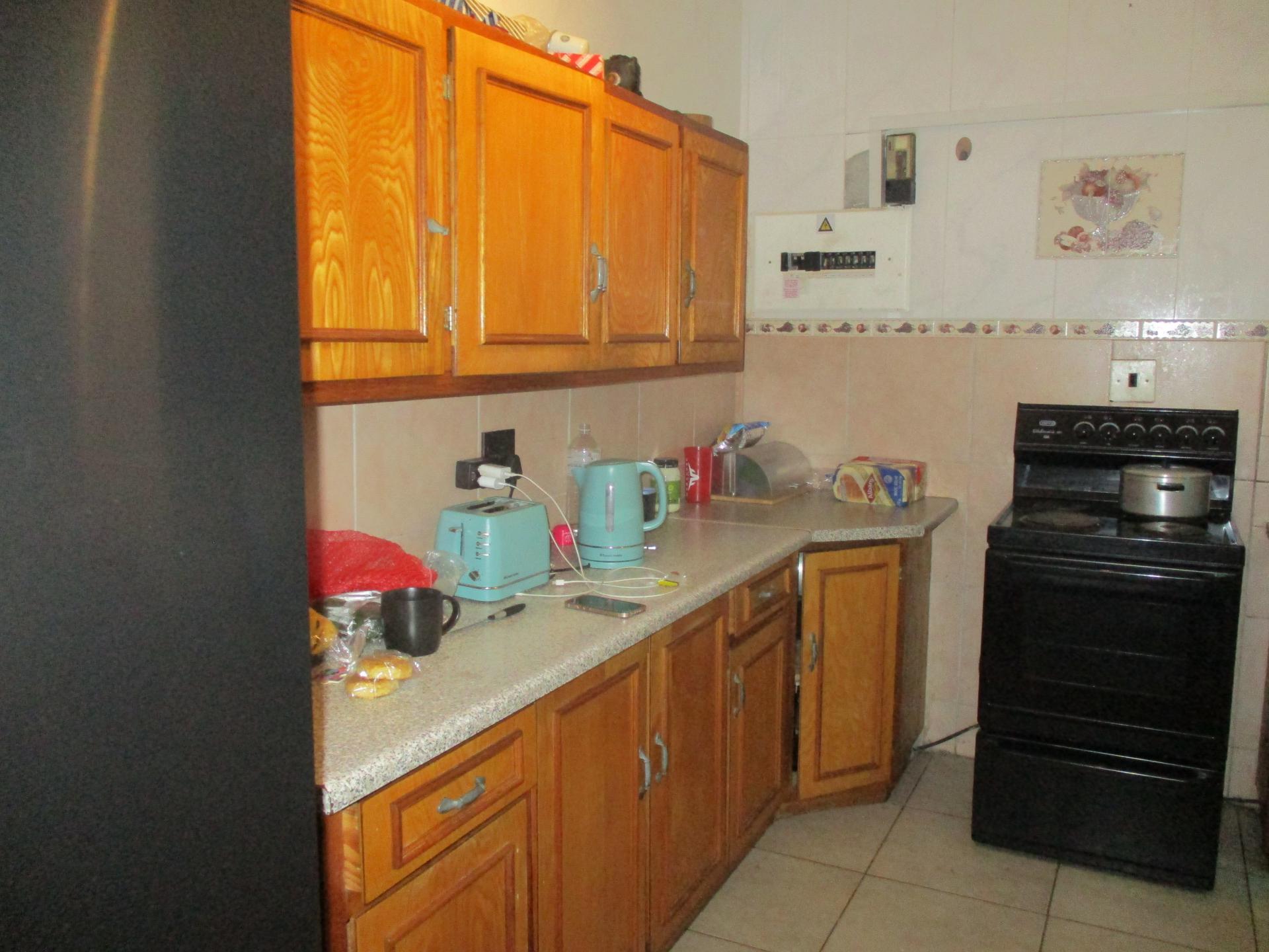  of property in Birch Acres