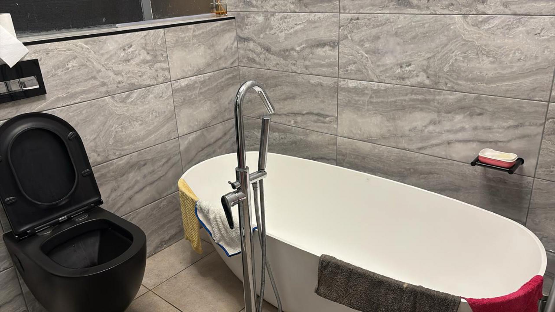  of property in Birch Acres