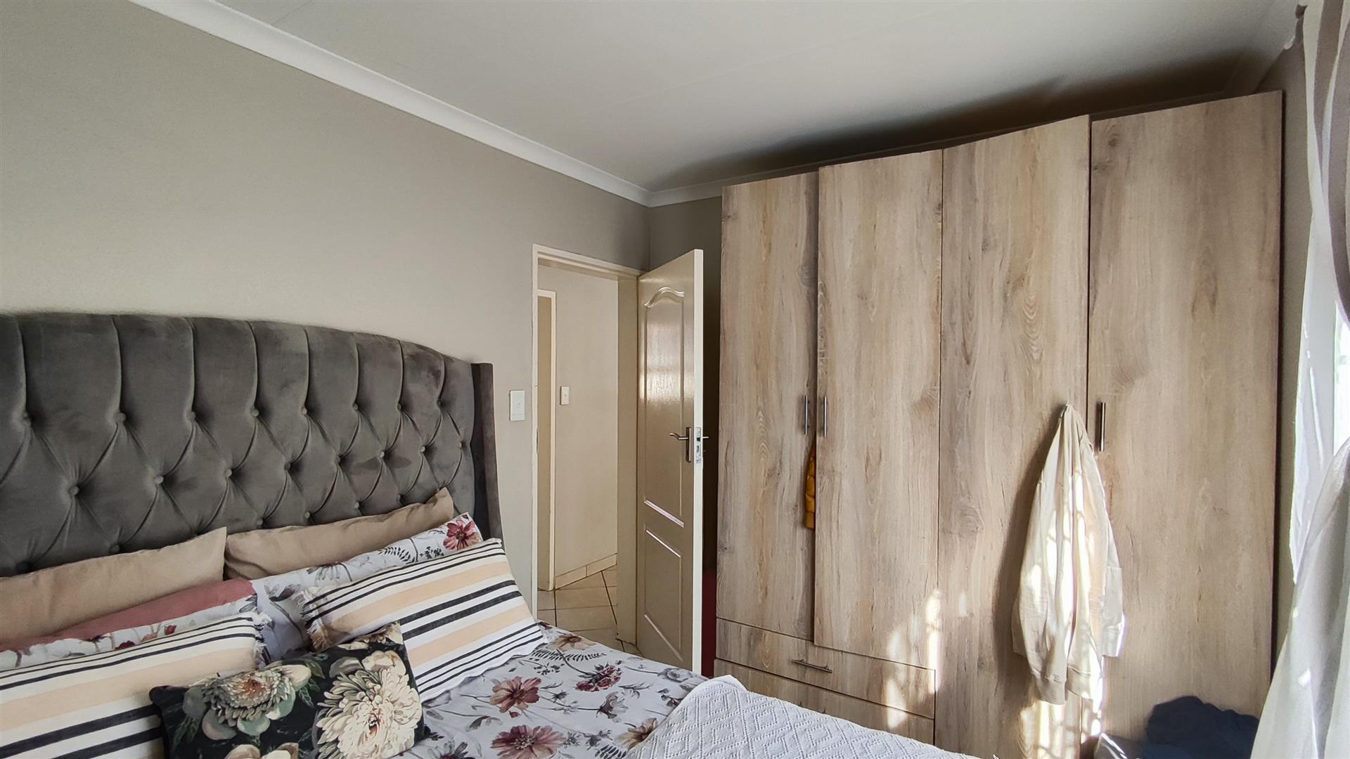 Bed Room 2 - 11 square meters of property in Alliance