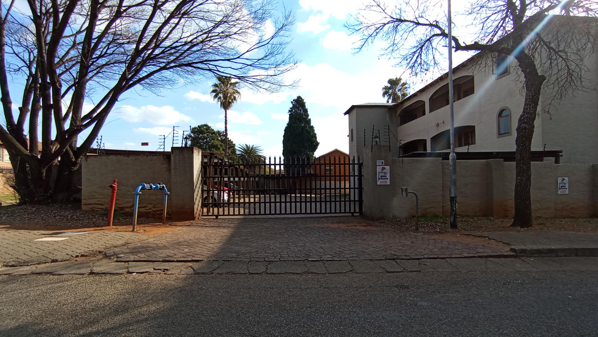 Front View of property in Windsor