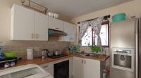 Kitchen - 10 square meters of property in Windsor