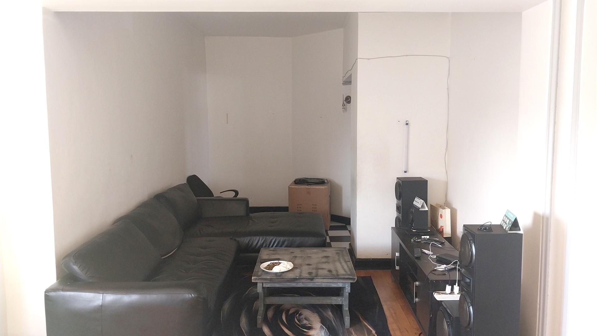 Lounges of property in Johannesburg Central