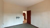 Bed Room 1 - 11 square meters of property in Fairlands