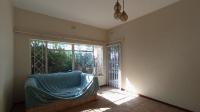 Lounges - 19 square meters of property in Fairlands