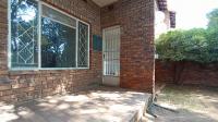 Patio - 5 square meters of property in Fairlands