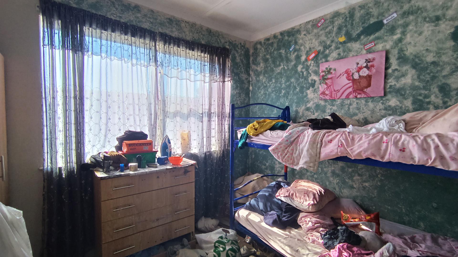 Bed Room 2 - 10 square meters of property in Wesfleur