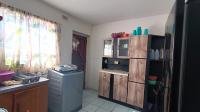 Kitchen - 10 square meters of property in Avondale