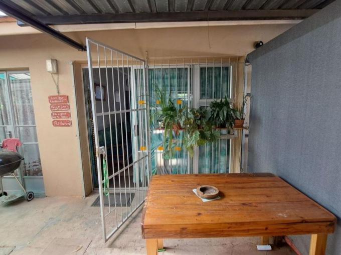2 Bedroom Apartment to Rent in Oudtshoorn - Property to rent - MR685075