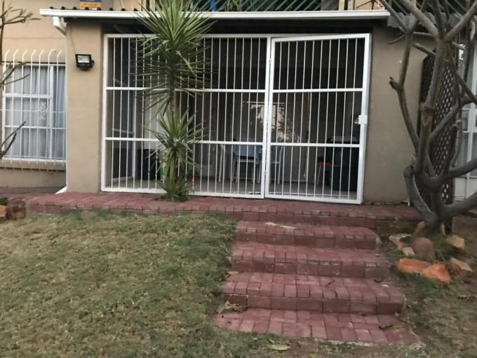 3 Bedroom Sectional Title for Sale For Sale in Safarituine - MR685081