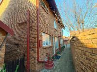  of property in Zwartkop