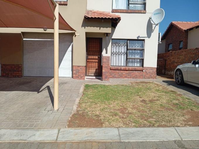 3 Bedroom House for Sale For Sale in Waterval East - MR685111