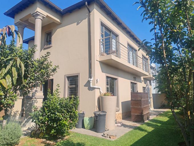 3 Bedroom Sectional Title for Sale For Sale in Thatchfield Hills Estate - MR685113