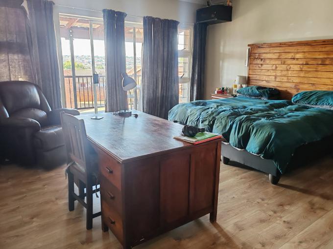 3 Bedroom Sectional Title for Sale For Sale in Thatchfield - MR685115