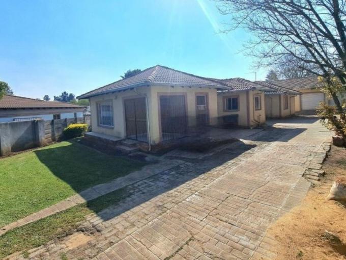 4 Bedroom House for Sale For Sale in Albertsdal - MR685121