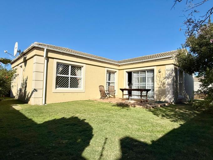 3 Bedroom House for Sale For Sale in Sunningdale - CPT - MR685148
