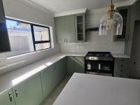  of property in Brackenhurst