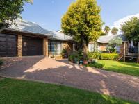  of property in Glenvista
