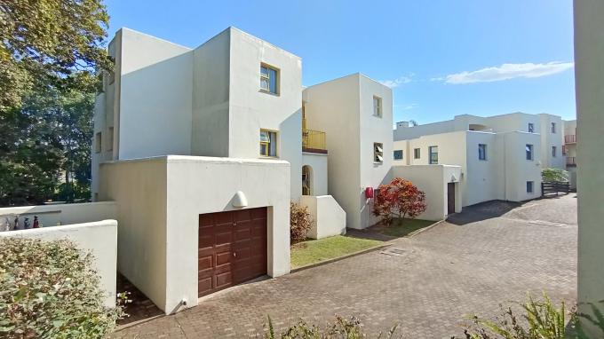 2 Bedroom Sectional Title for Sale For Sale in Uvongo - Home Sell - MR685168