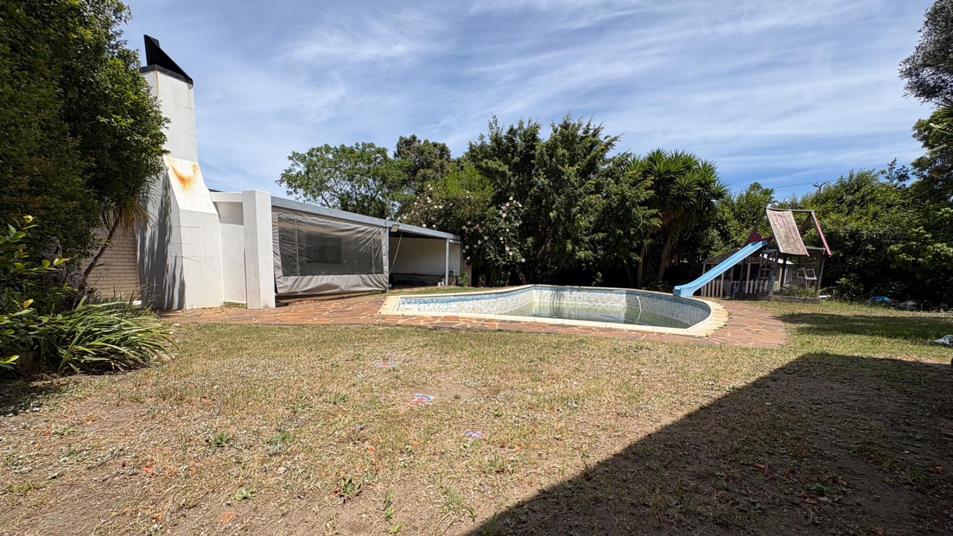 Backyard of property in Sunridge Park