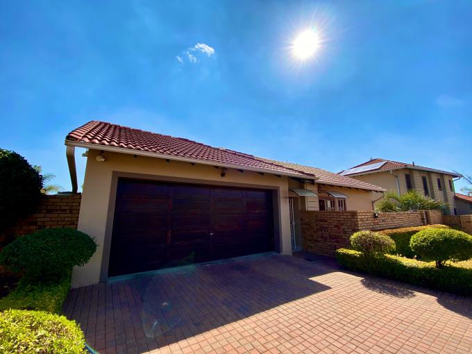 3 Bedroom House for Sale For Sale in Monavoni - MR685186