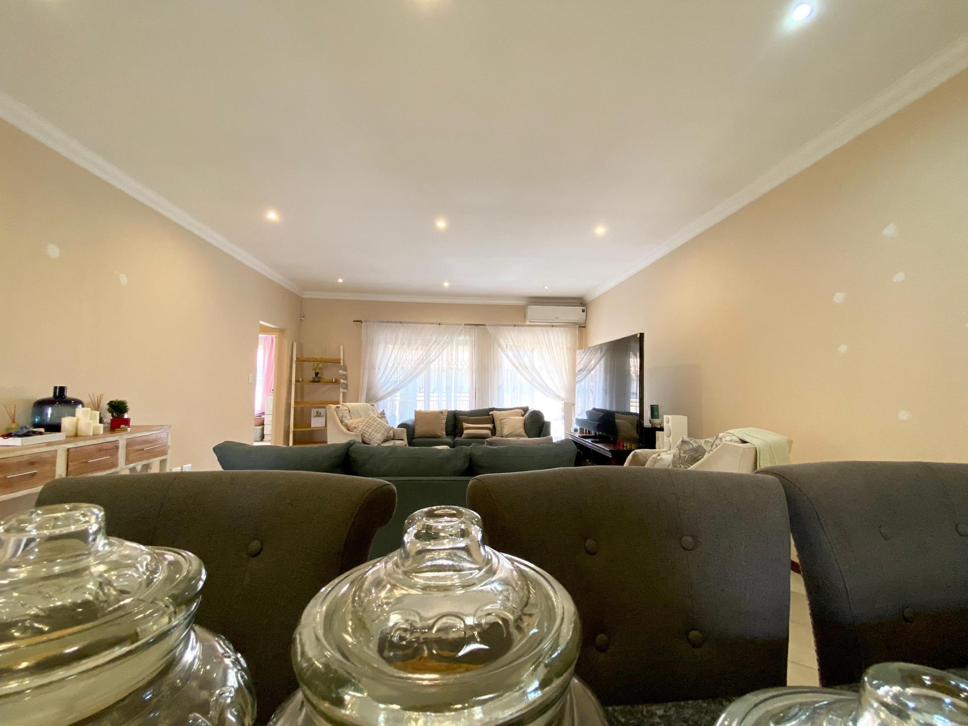  of property in Monavoni