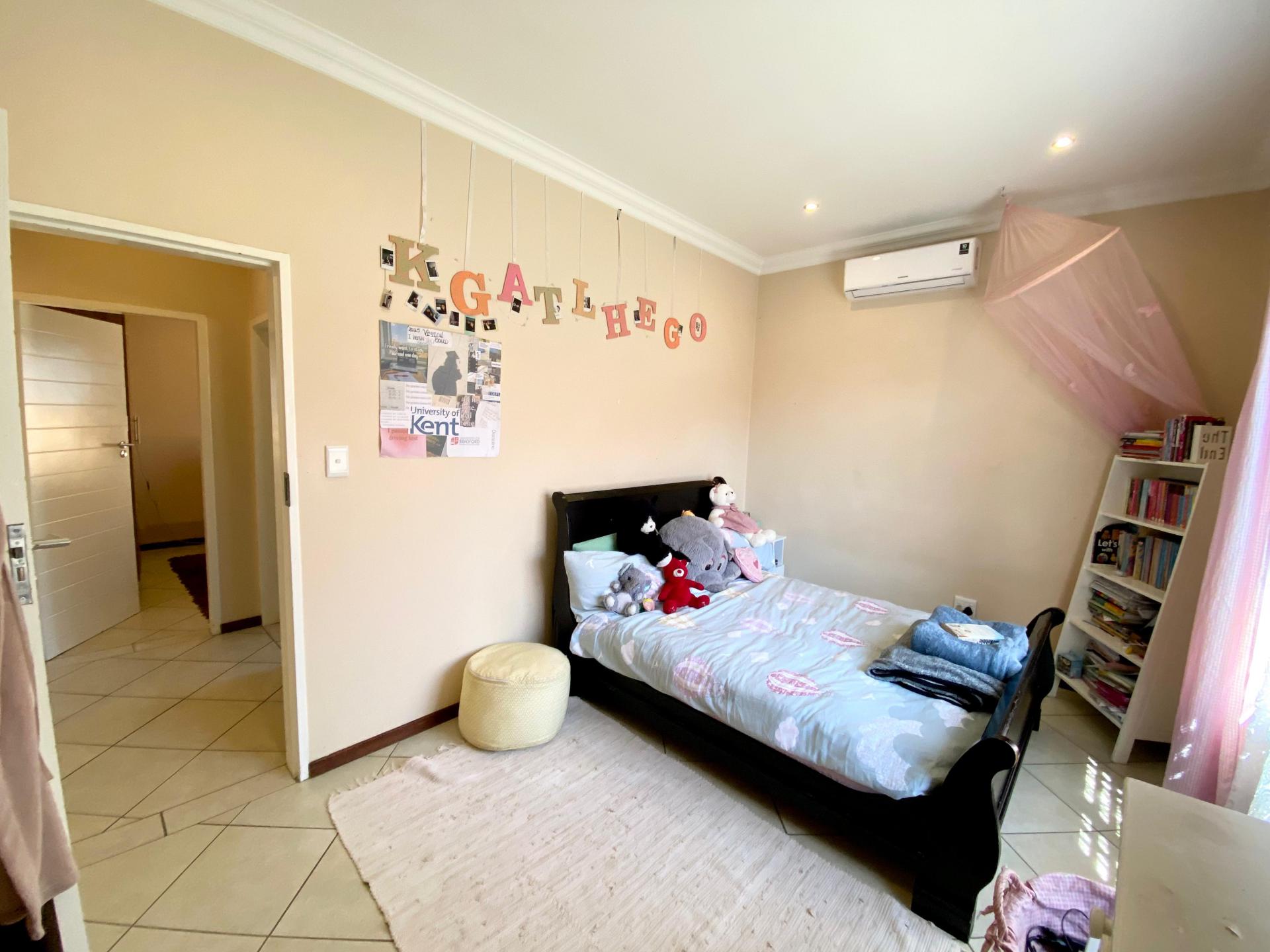  of property in Monavoni