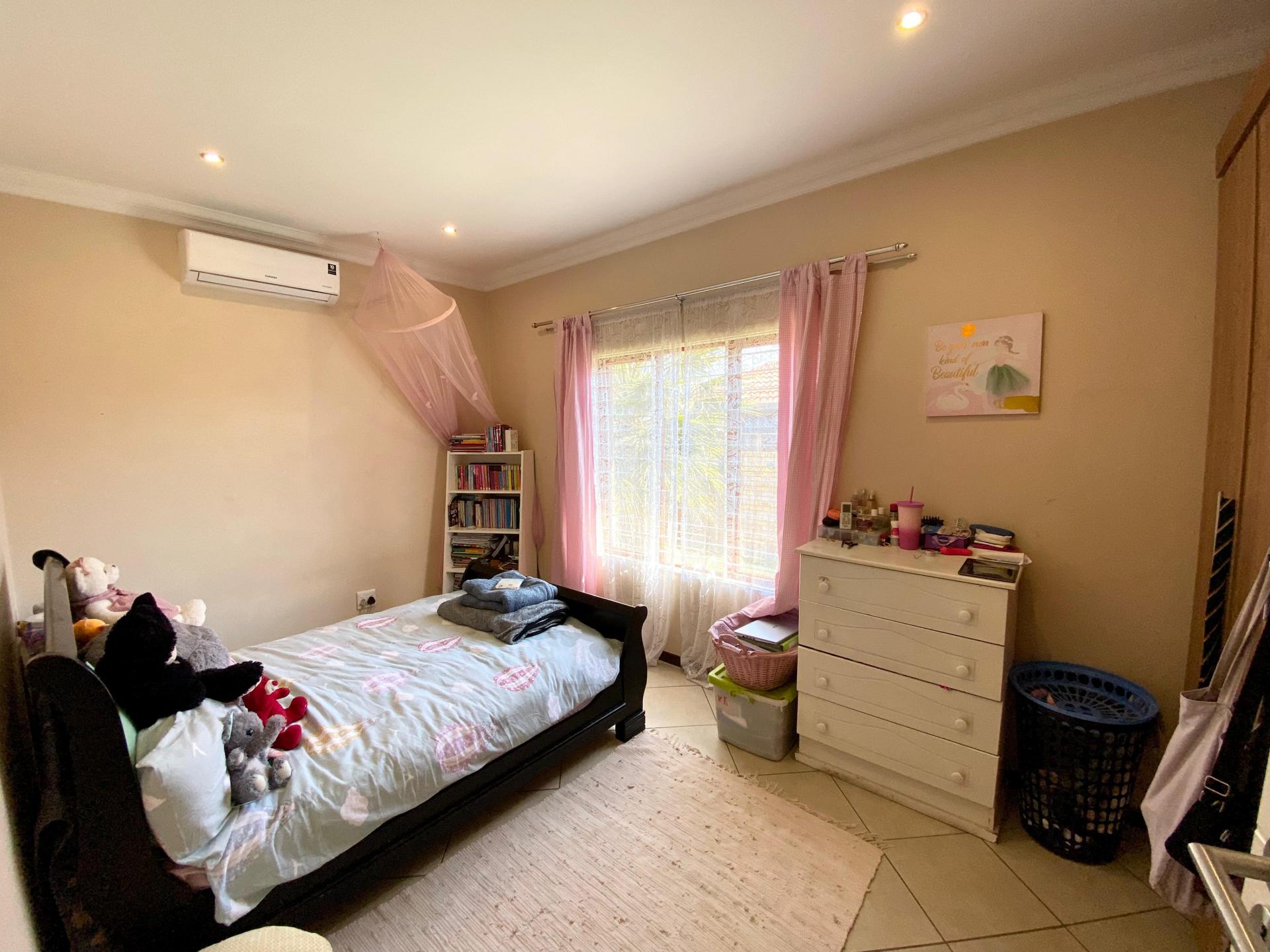  of property in Monavoni