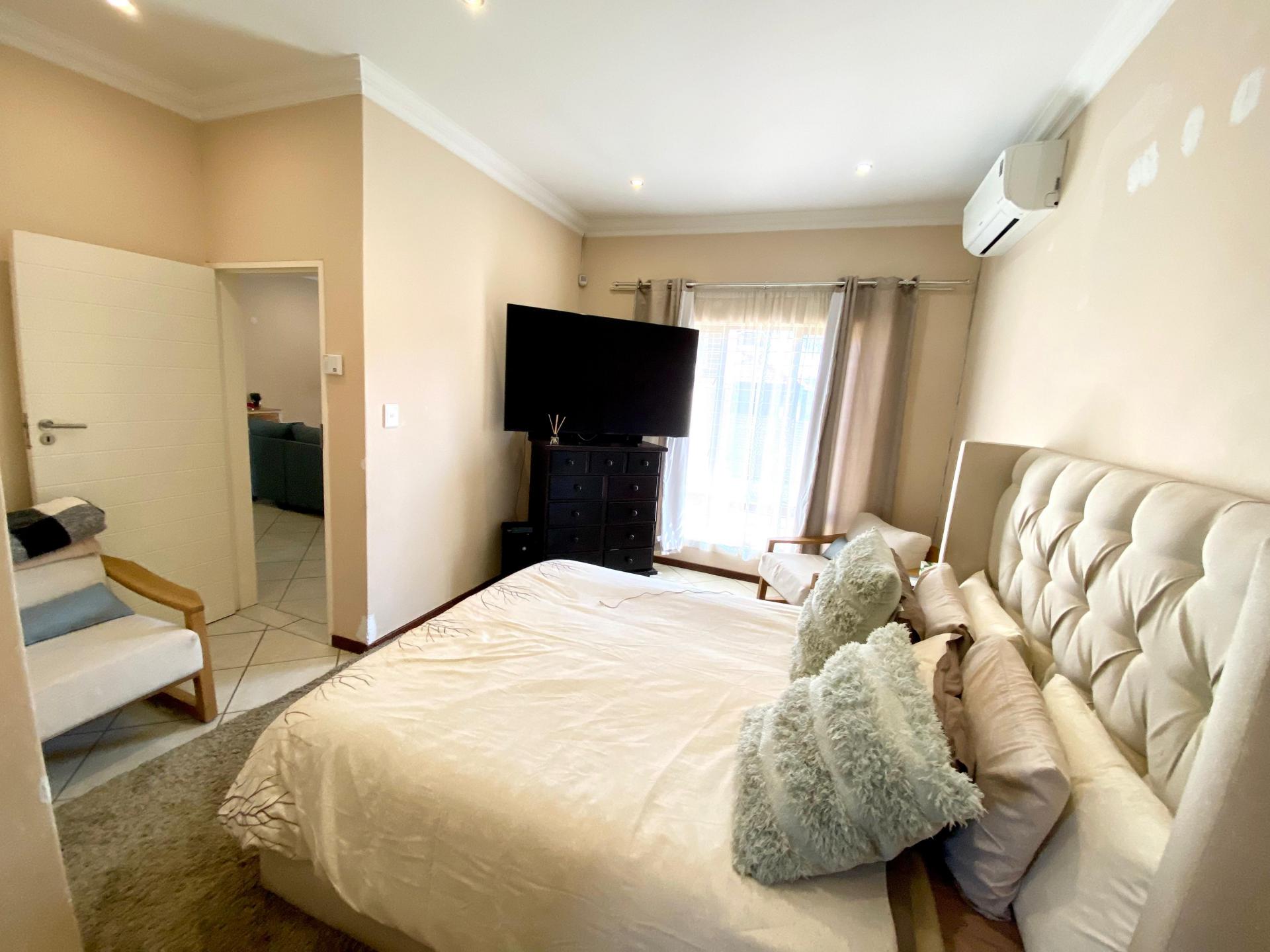  of property in Monavoni