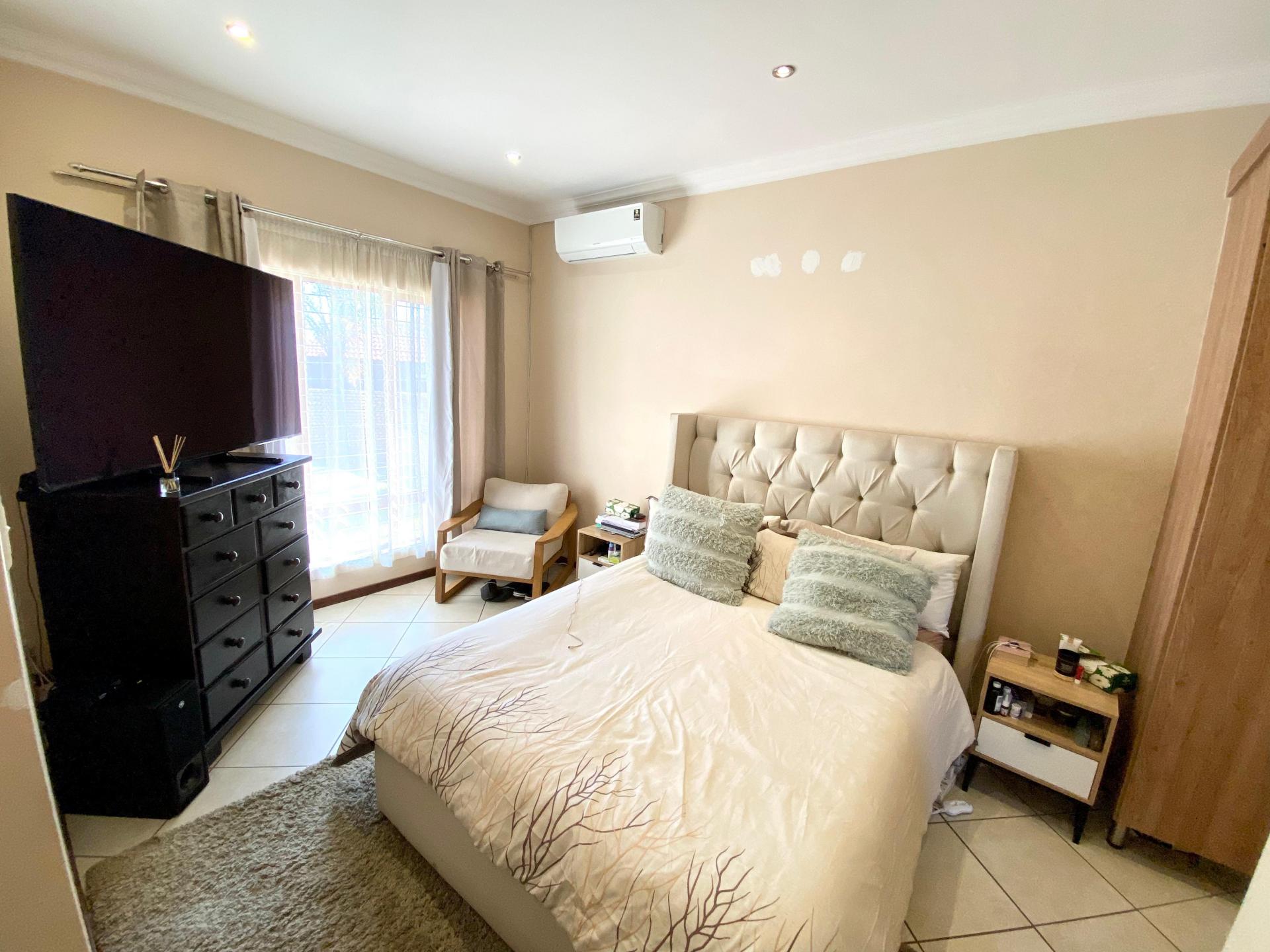  of property in Monavoni