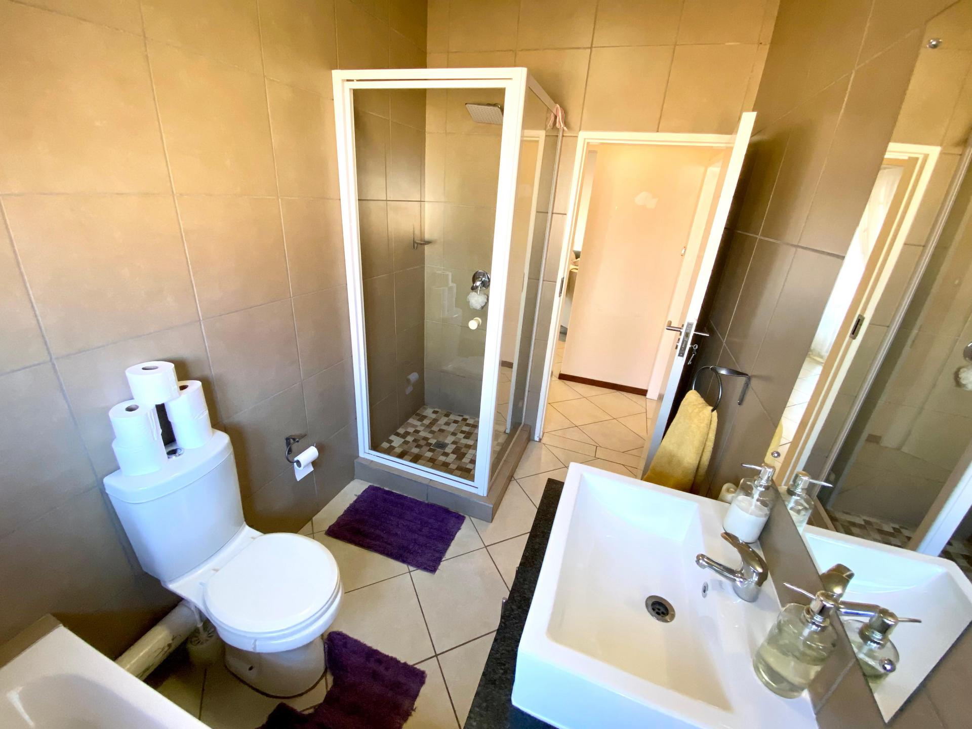  of property in Monavoni