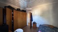 Bed Room 2 of property in Gezina