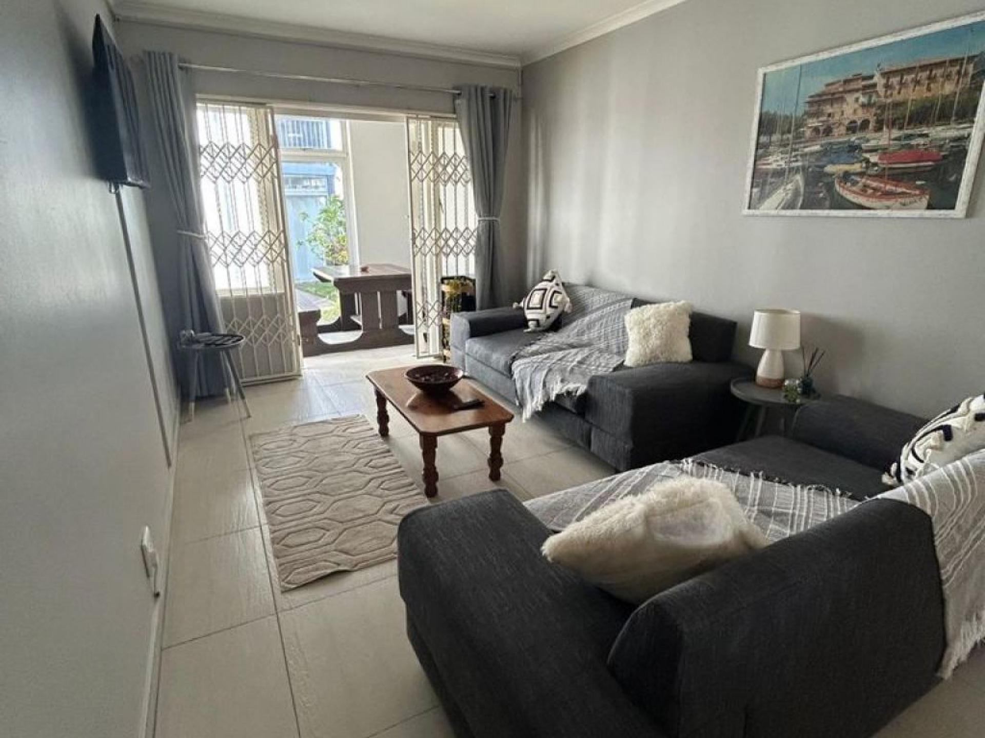  of property in Amanzimtoti 