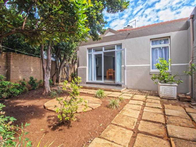 5 Bedroom House to Rent in Silver Lakes Golf Estate - Property to rent - MR685252
