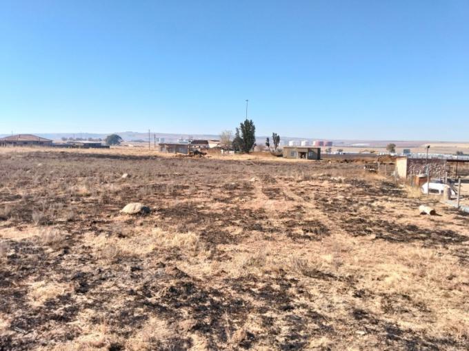 Land for Sale For Sale in Nigel - MR685257