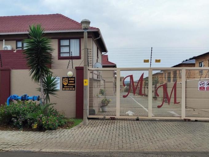 3 Bedroom Simplex for Sale For Sale in Newmarket Park - MR685261