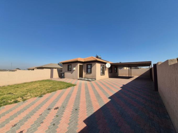 3 Bedroom House for Sale For Sale in Delmore Park - MR685270
