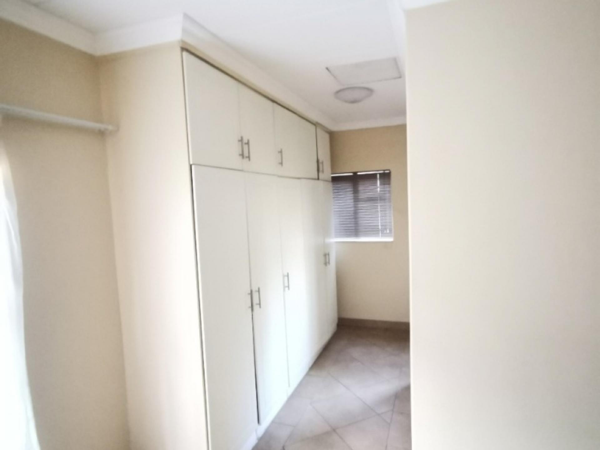  of property in Theresapark